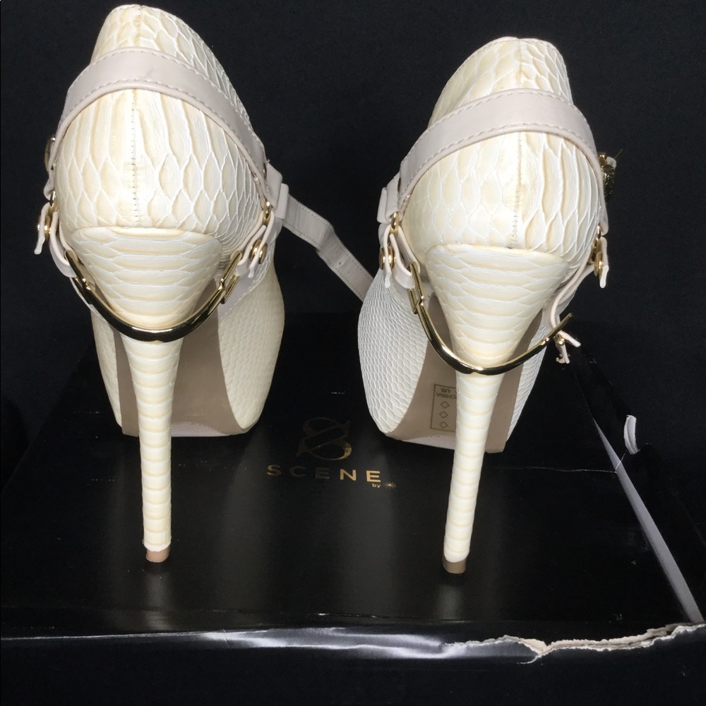 Beige Platform Heels - Picture 3 of 4